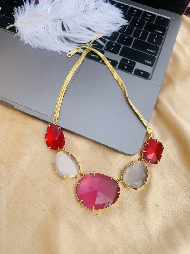 Monalisa Choker Stone Necklace